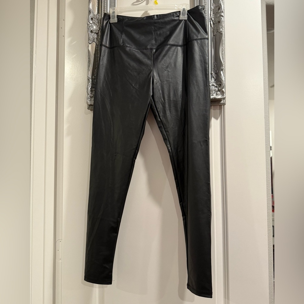 NWT JustFab XL Tummy Tamer Faux Leather Ankle Leggings Black Caviar